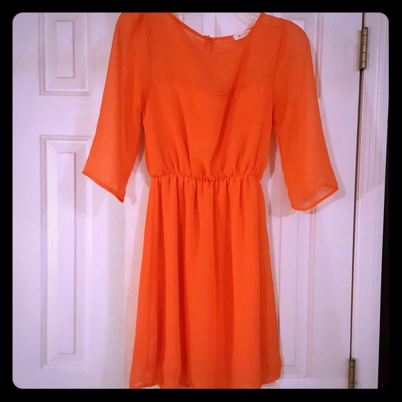 Everly Dresses & Skirts - 💲SALE💲Everly coral dress